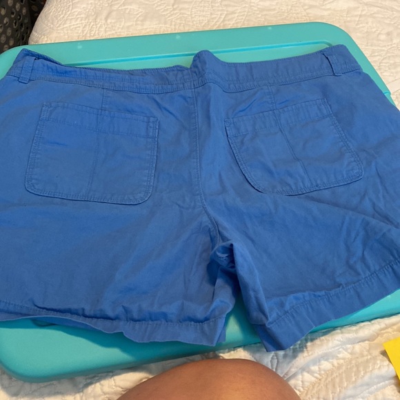 Great shorts - like new 🌸 bundle and save - Picture 3 of 4